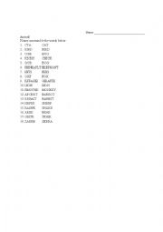 English Worksheet: Animal unscramble