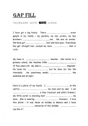 English Worksheet: MY FAMILY