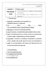 English Worksheet: Modern Family worksheet (1X2) 