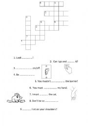 English Worksheet: Crossword