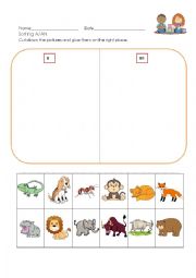 English Worksheet: Classifing singual nouns by beginning sound