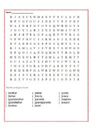 English Worksheet: Family Wordsearch