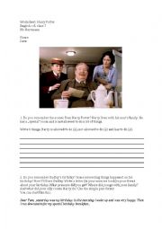 English Worksheet: Harry Potter Modal verbs and simple past text