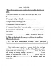 English Worksheet: family life 