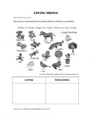 English Worksheet: Living vs nonliving things