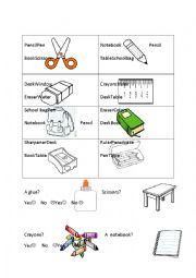 English Worksheet: Clasroom objects