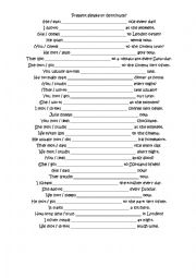 English Worksheet: Present simple or continuous