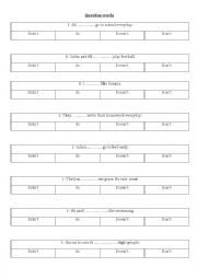English Worksheet: question words worksheet