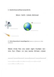 English Worksheet: Solar system