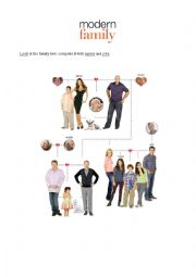 English Worksheet: Modern family