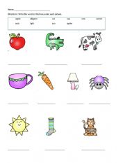 English Worksheet: Matching picture to word