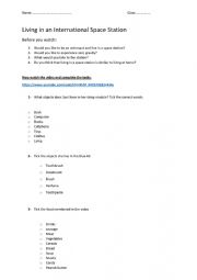 English Worksheet: Daily life in a space Station