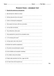 English Worksheet: Modal verbs