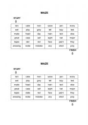 English Worksheet: MAZE GAME